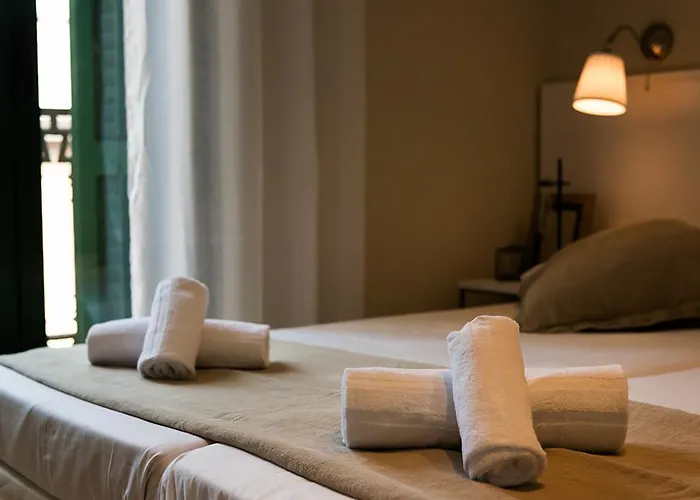 Four Petals Barcelona Boutique Apartments