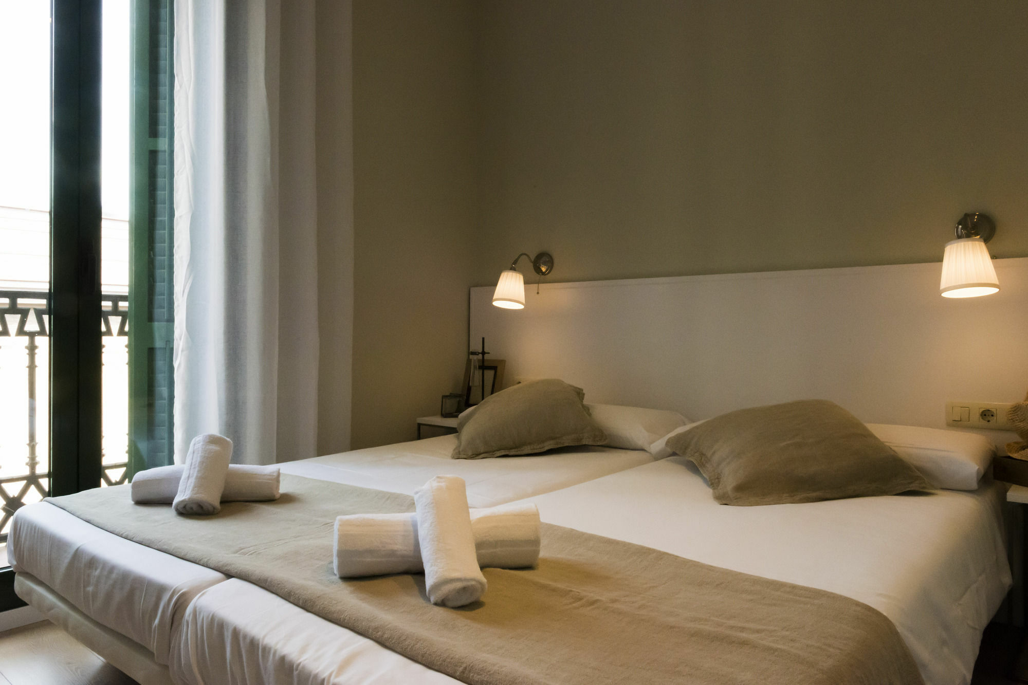Four Petals Boutique Appartement Barcelone