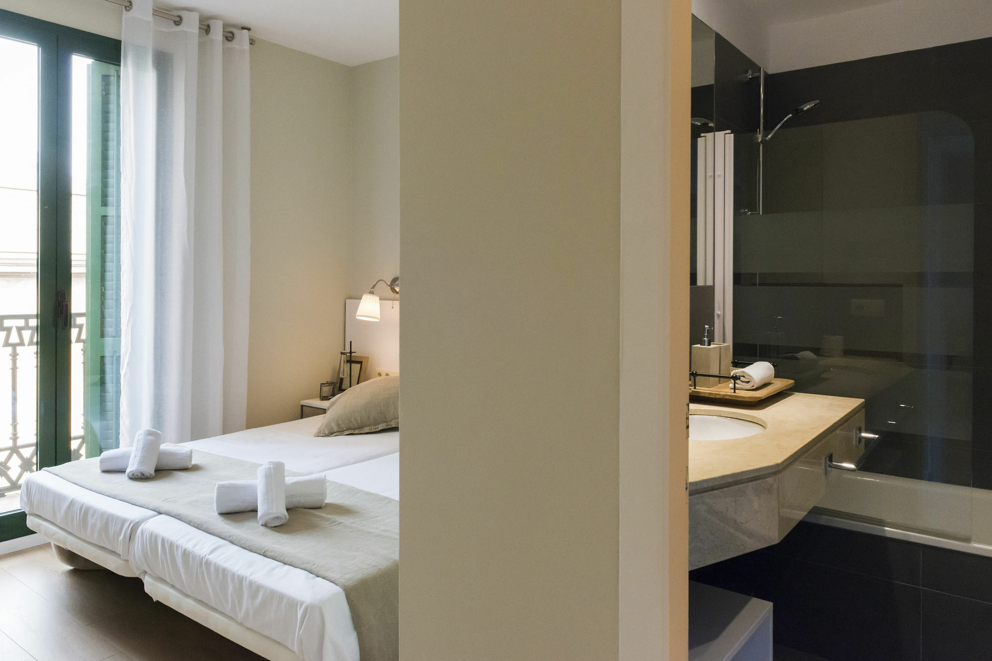 Four Petals Boutique Appartement